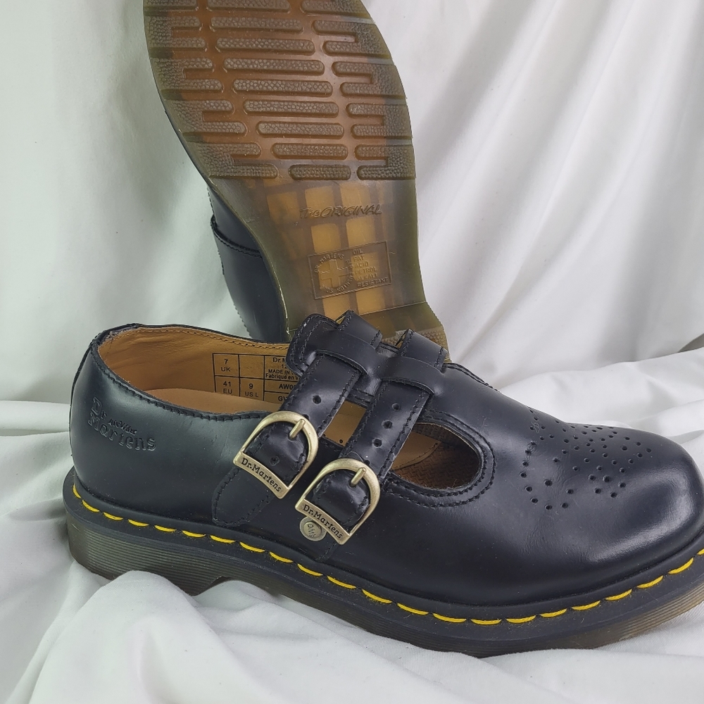 Dr. Martens Women's 8065 Mary Jane Black US Sz 9
